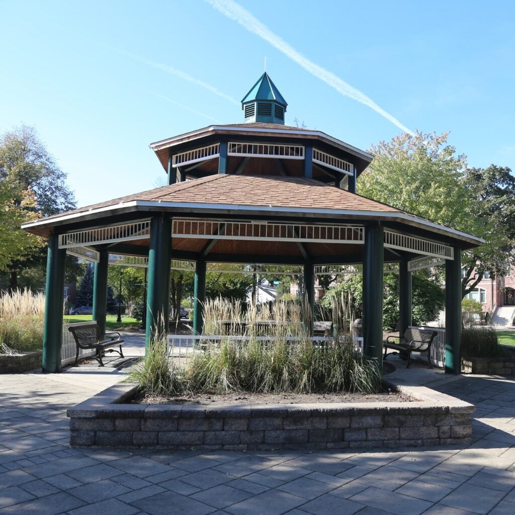 Fred P. Hall Amphitheater - Palatine Park District
