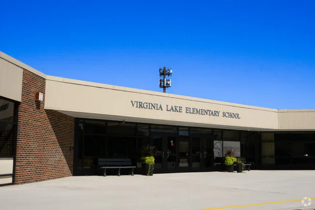 Front view of Virginia Lake Elementary School in Palatine, IL