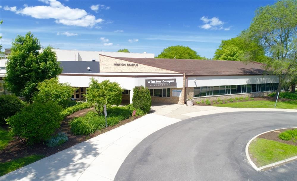 Front view of Winston Campus Elementary School in Palatine, IL